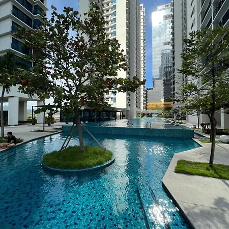 Apartment With 2 Bedrooms, Trefoil @ Setia City Shah Alam Exterior photo
